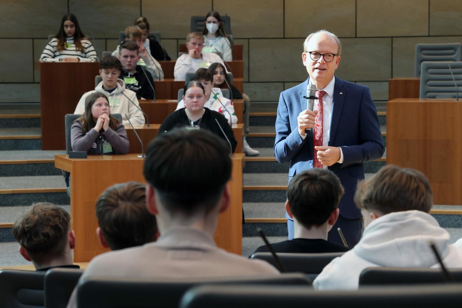 Politik hautnah: Jugendliche im Landtag Politik hautnah: Jugendliche im Landtag