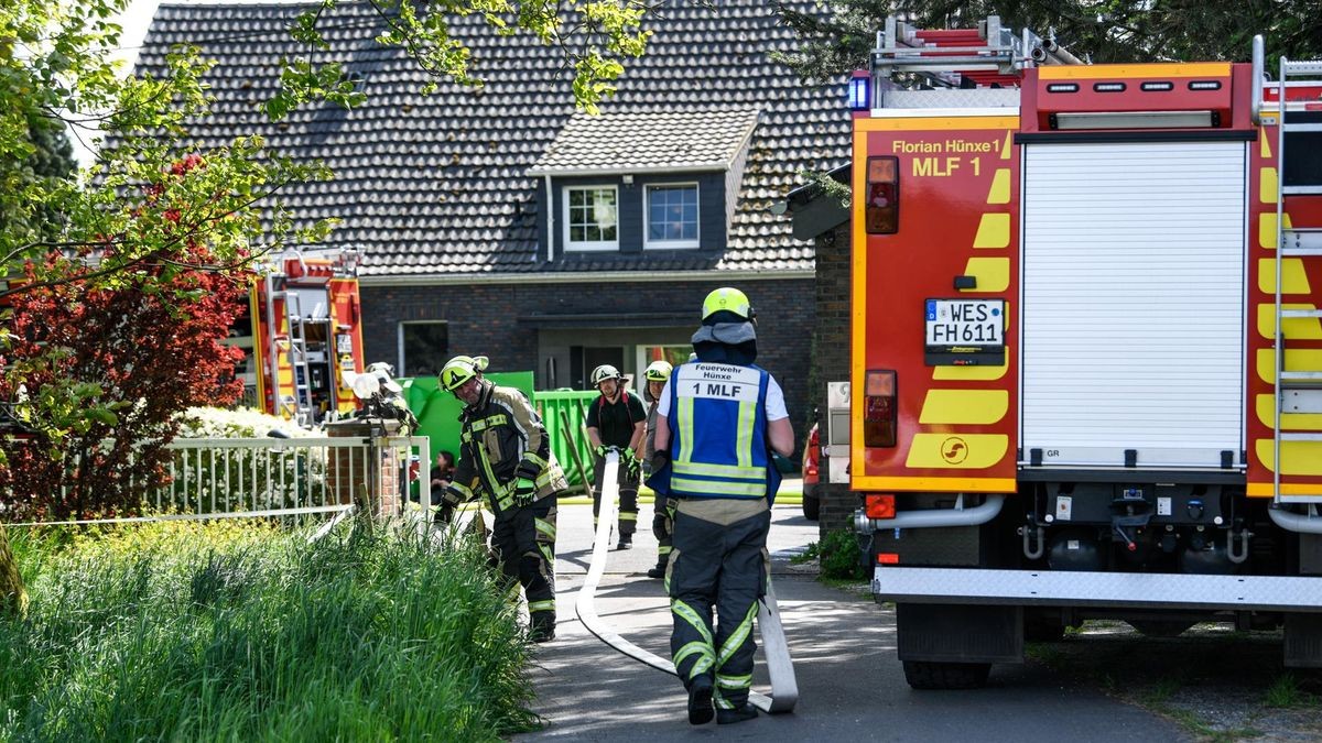 Feuerwehr rückte zu Tresorbergung aus Feuerwehr rückte zu Tresorbergung aus