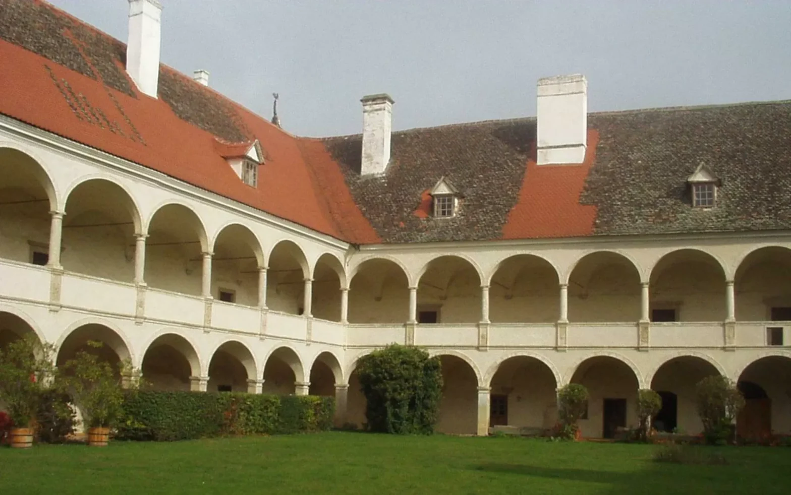 Schloss Deutschkreutz: 400 Jahre Geschichte Schloss Deutschkreutz: 400 Jahre Geschichte