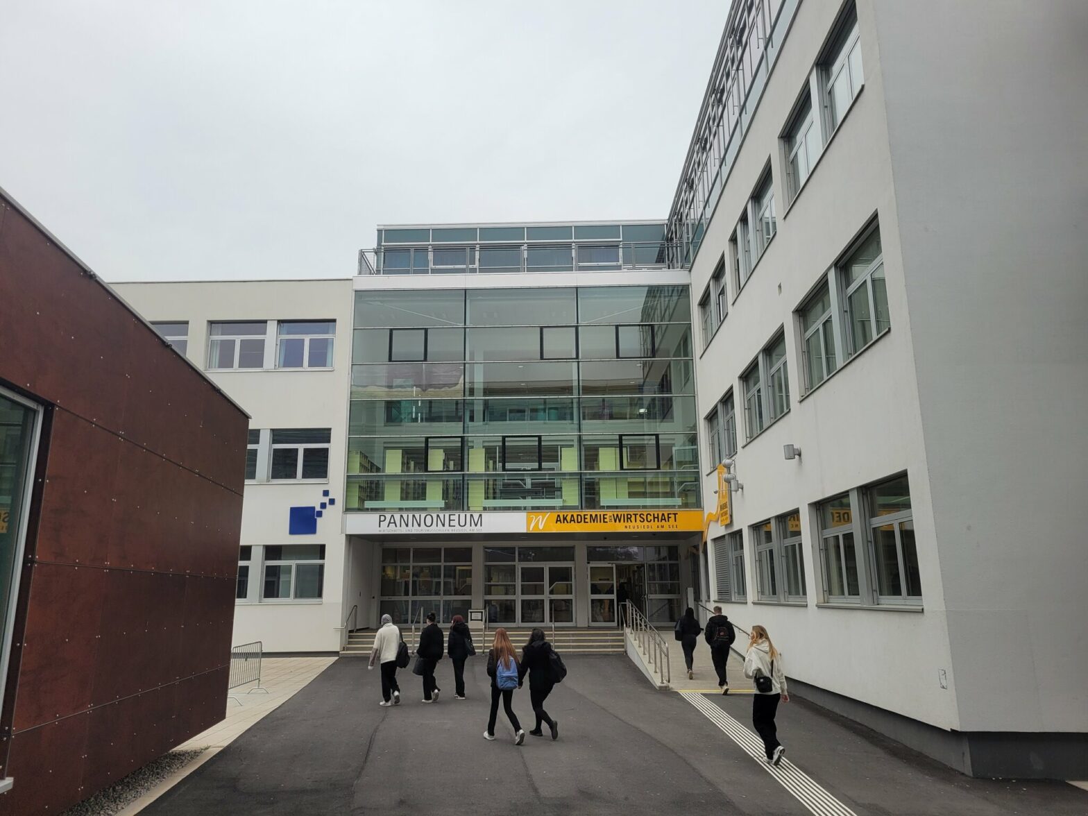 Schulen in Neusiedl bleiben erneut zu Schulen in Neusiedl bleiben erneut zu