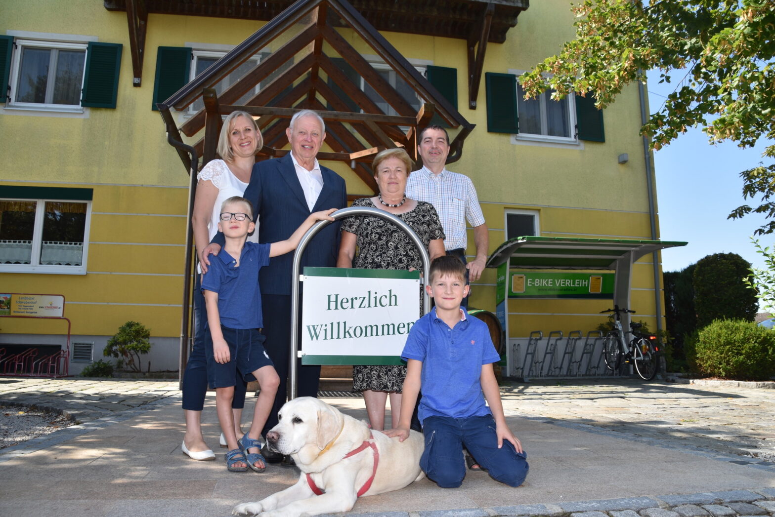 Schwere Gewitter: Landhotel Schwabenhof betroffen Schwere Gewitter: Landhotel Schwabenhof betroffen